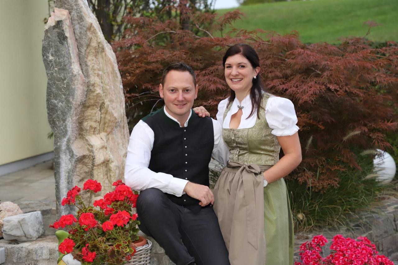 Sonntagsberg Hof Familie Fiedler Hotel Бад Валтерсдорф Екстериор снимка